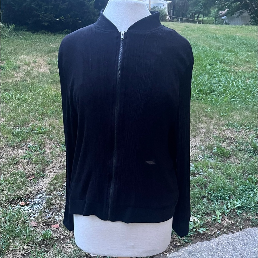 LISA INTERNATIONAL WOMENS XL LIGHTWEIGHT BLACK SCRUNCH ZIP UP JACKET